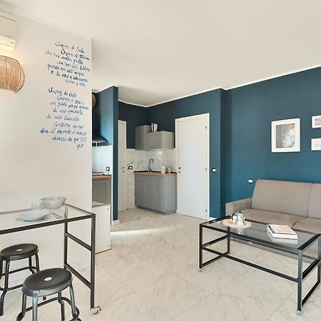 Splendido Monolocale Con Spazioso Giardino E Veranda A 500 Mt Dal Mare マリーナ・ディ・カッラーラ エクステリア 写真